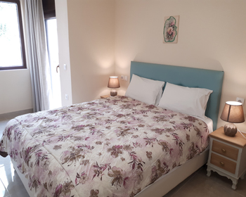  Iro Boutique Home 2
