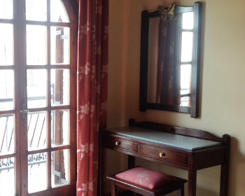 Iro Apartment