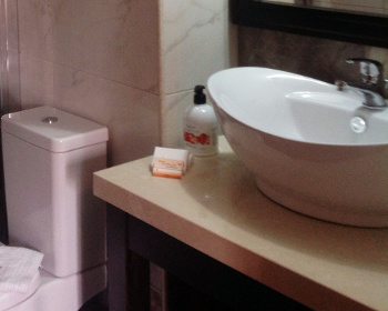 Iro Apartment